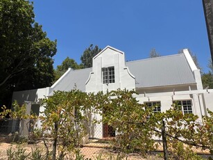 3 Bedroom Freehold Sold in Franschhoek