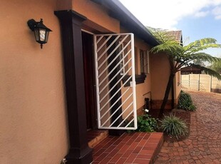3 Bedroom House For Sale in Marlands