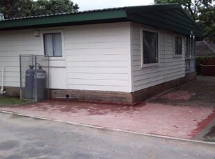 3 Bedroom Lodge For Sale in Bazley Beach