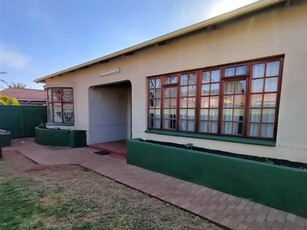 4 Bed House in Brakpan North