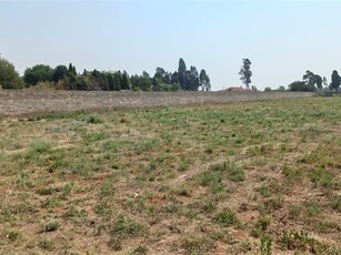 4 000 m² Land available in Henley on Klip