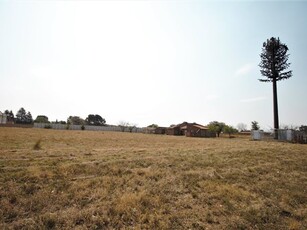 4 000 m² Land available in Henley on Klip