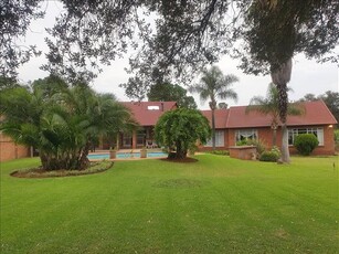 5 000 m² Farm in Raslouw