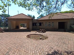 8 565 m² Farm in Raslouw