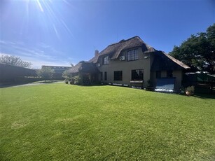 9 654 m² Farm in Mnandi AH