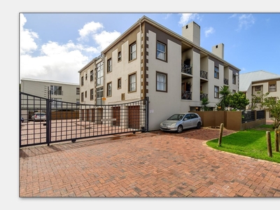 2 Bedroom Flat Sold in Durbanville Central
