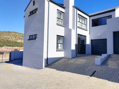 Apartment For Sale In Island View, Mossel Bay