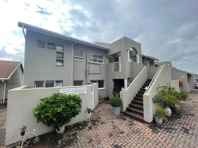 Apartment For Sale In The Hill, Johannesburg