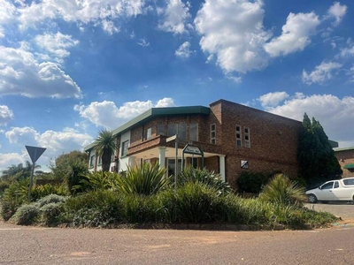 Commercial Property For Rent In Clubview, Centurion