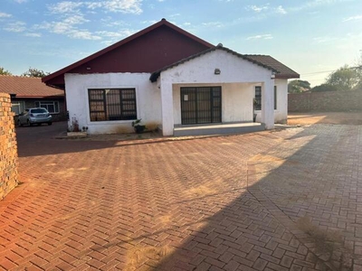 Commercial Property For Rent In Pretoria North, Pretoria