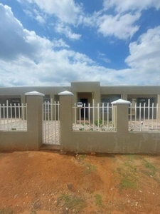 House For Sale In Galeshewe Ext 4, Kimberley