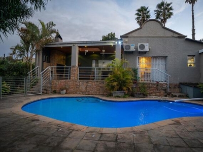 House For Sale In Nahoon Valley, East London