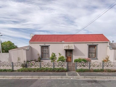 House For Sale In Wynberg, Cape Town