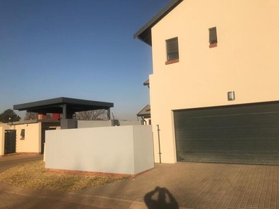 Townhouse For Sale In Benoni West, Benoni