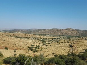 2 424 ha Farm in Douglas