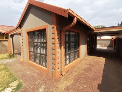 3 Bedroom Freehold To Let in Boitekong