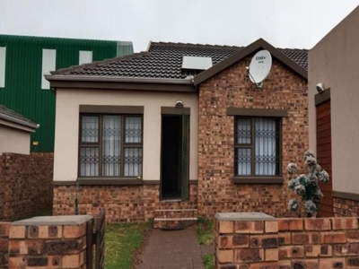 3 Bedroom townhouse - freehold to rent in Marelden, Witbank