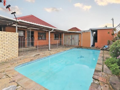 House For Sale In Retreat, Cape Town
