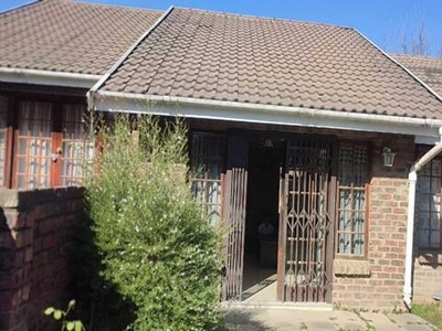 Townhouse For Sale In Kokstad, Kwazulu Natal