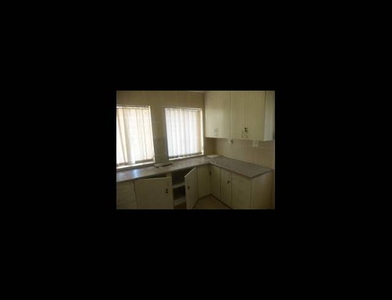 1 bed property to rent in houghton estate