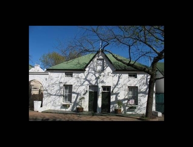 1 bed property to rent in stellenbosch central