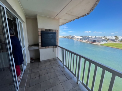 2 Bedroom Apartment For Sale in Marina Martinique