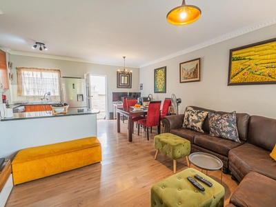 2 Bedroom Duplex Sold in Garsfontein