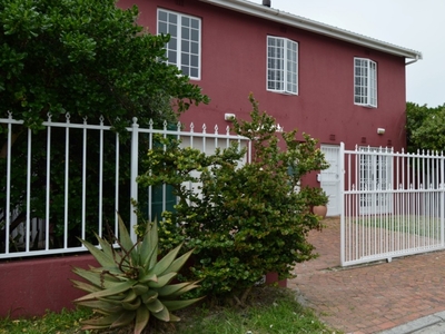 3 Bedroom House For Sale In Muizenberg