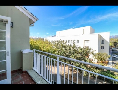 4 bed property to rent in stellenbosch central