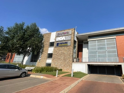 537m² Office To Let in Route 21 Business Park