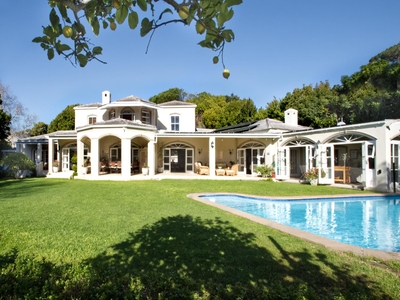 6 bedroom house for sale in Constantia Upper