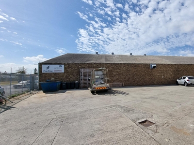 Industrial property to rent in Ottery - 13 Hillstar Road