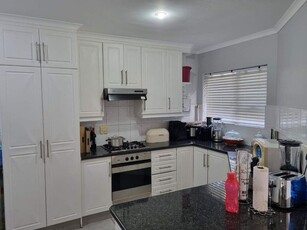 Beacon Bay - Just Listed 3 Bedroom Townhouse R1 900 000