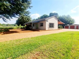 Farm in Raslouw