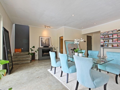 2 Bedroom Apartment For Sale in Braamfontein Werf