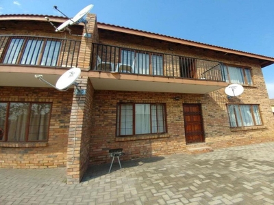 2 Bedroom Sectional Title for Sale For Sale in Middelburg -