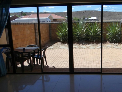 3 bedroom house for sale in Beaufort West