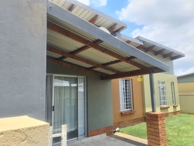 3 bedroom house for sale in Waterval East