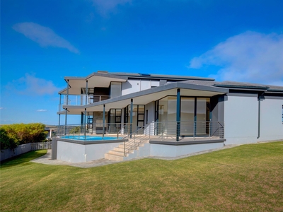 4 bedroom golf estate house for sale in Oubaai