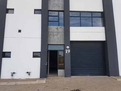 188m² Warehouse For Sale in Spartan