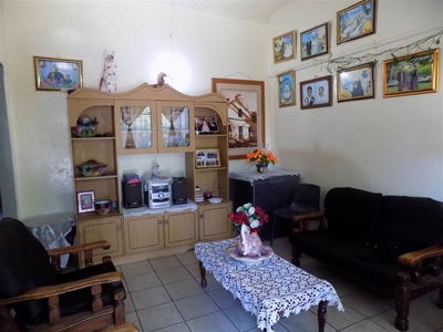 3 Bed Townhouse in Elsies River