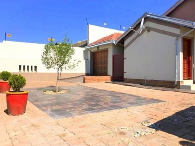 3 Bedroom House for Sale For Sale in Polokwane - MR605917 -