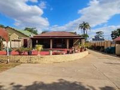 4 Bedroom House for Sale For Sale in Polokwane - MR603484 -