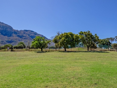 1,166m² Vacant Land For Sale in Paradyskloof