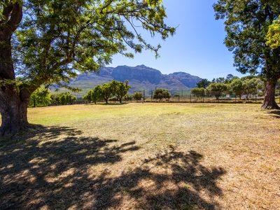 1,217m² Vacant Land For Sale in Paradyskloof
