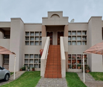 3 Bedroom Townhouse to rent in Glenanda | ALLSAproperty.co.za