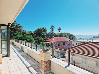 EXCLUSIVE PENTHOUSE FOR SALE in Central Mosselbay