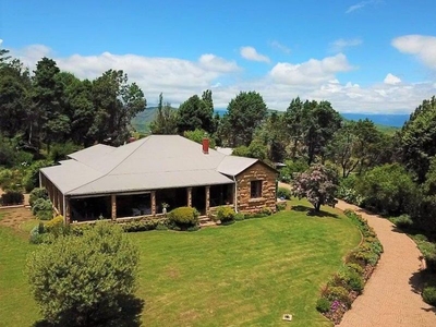 Farm for sale with 5 bedrooms, Clarens, Clarens
