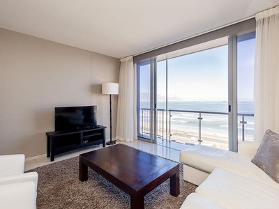 Incredible one bedroom Apartment for sale on the Beachfront