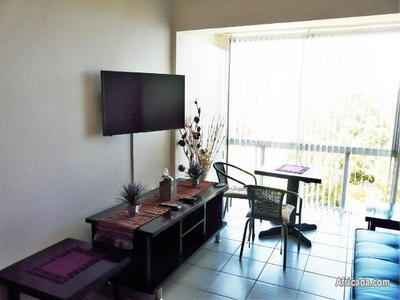 1. 5 Bedroom Apartment For Sale in Amanzimtoti